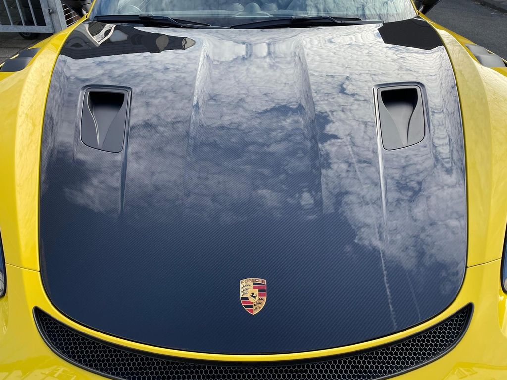 Porsche Boxster 2024