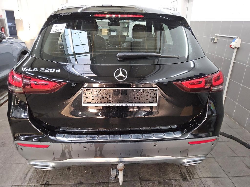 Mercedes-Benz GLA 220 2021