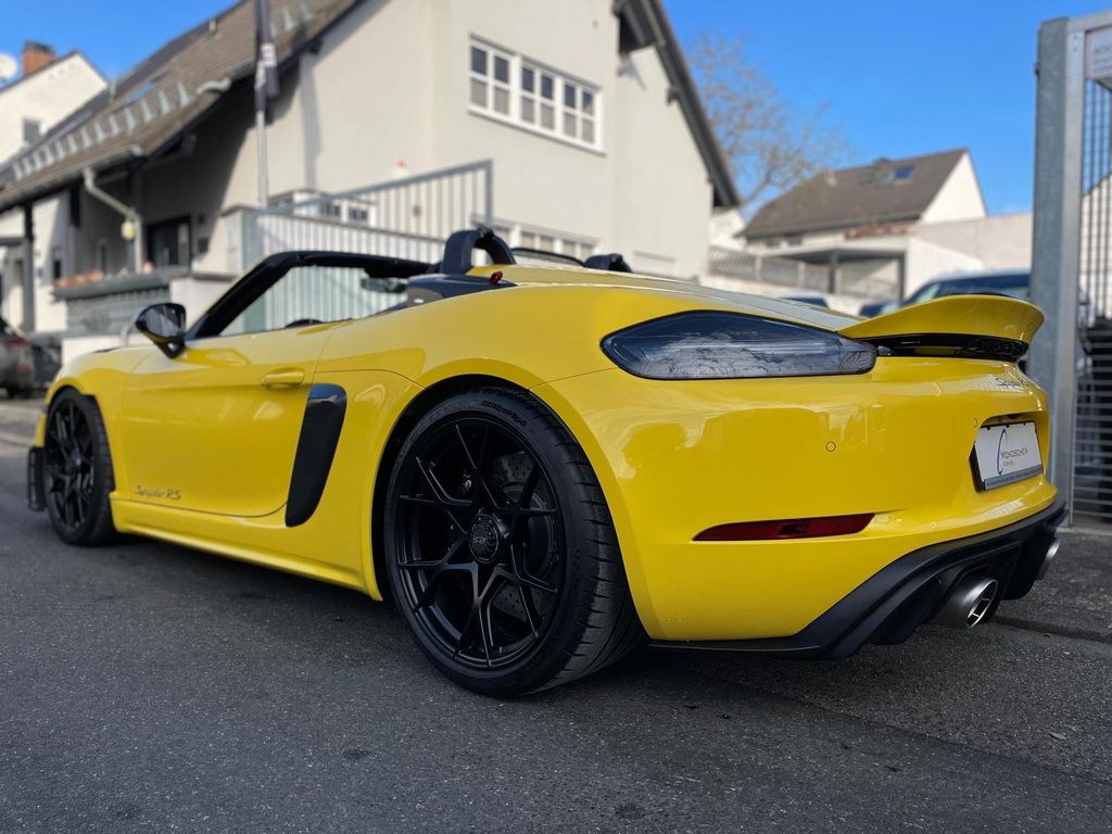 Porsche Boxster 2024