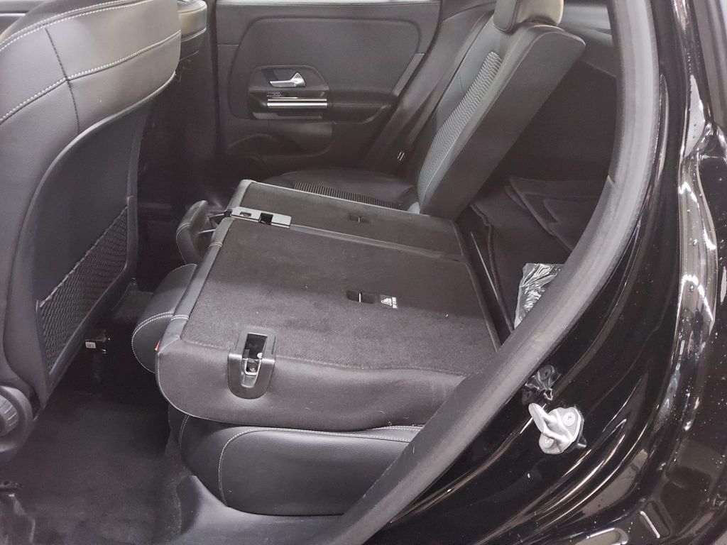 Mercedes-Benz GLA 220 2021