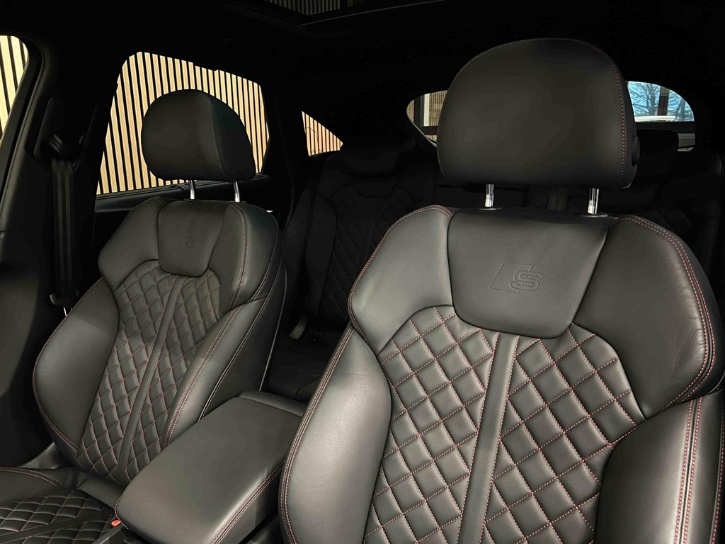 Audi SQ5 2022