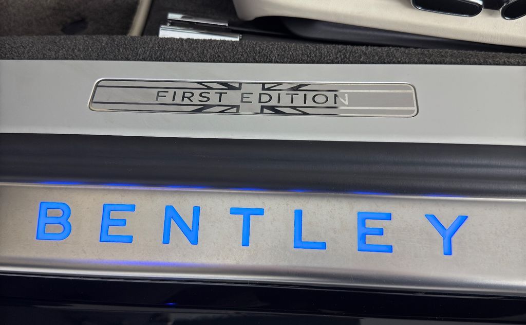 Bentley Continental GTC 2020