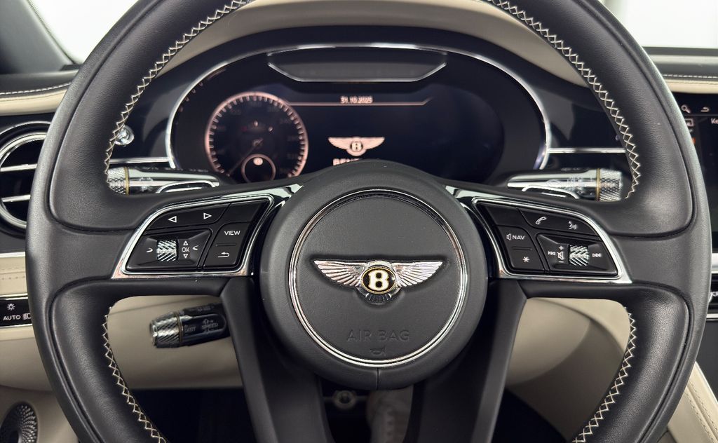 Bentley Continental GTC 2020