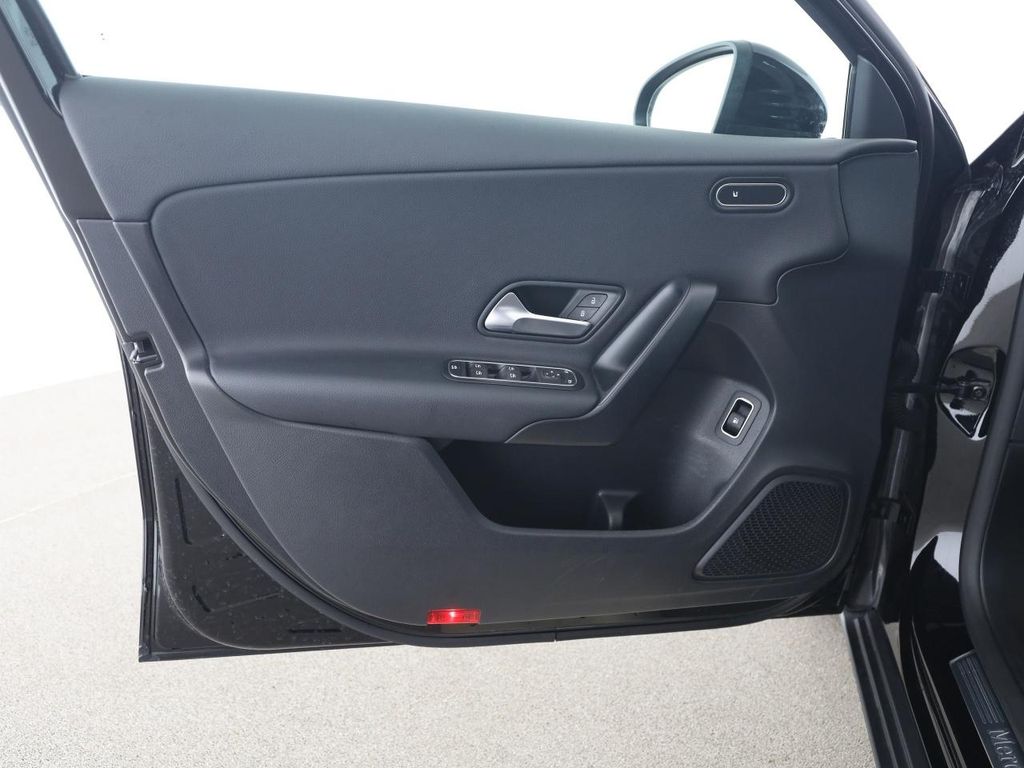 Mercedes-Benz A 250 2021