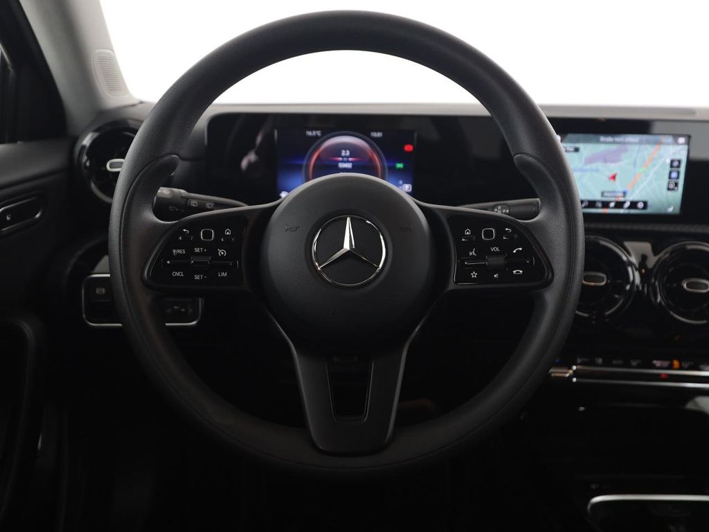 Mercedes-Benz A 250 2021