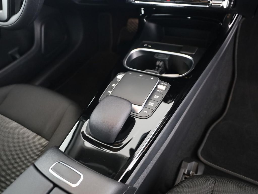 Mercedes-Benz A 250 2021