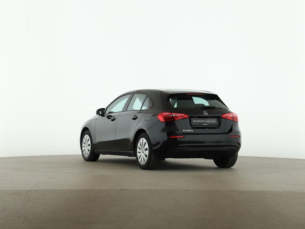 Mercedes-Benz A 250 2021
