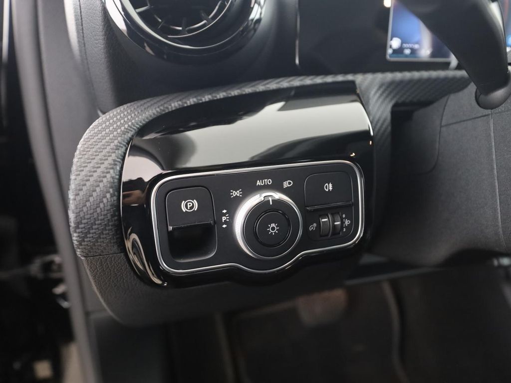 Mercedes-Benz A 250 2021