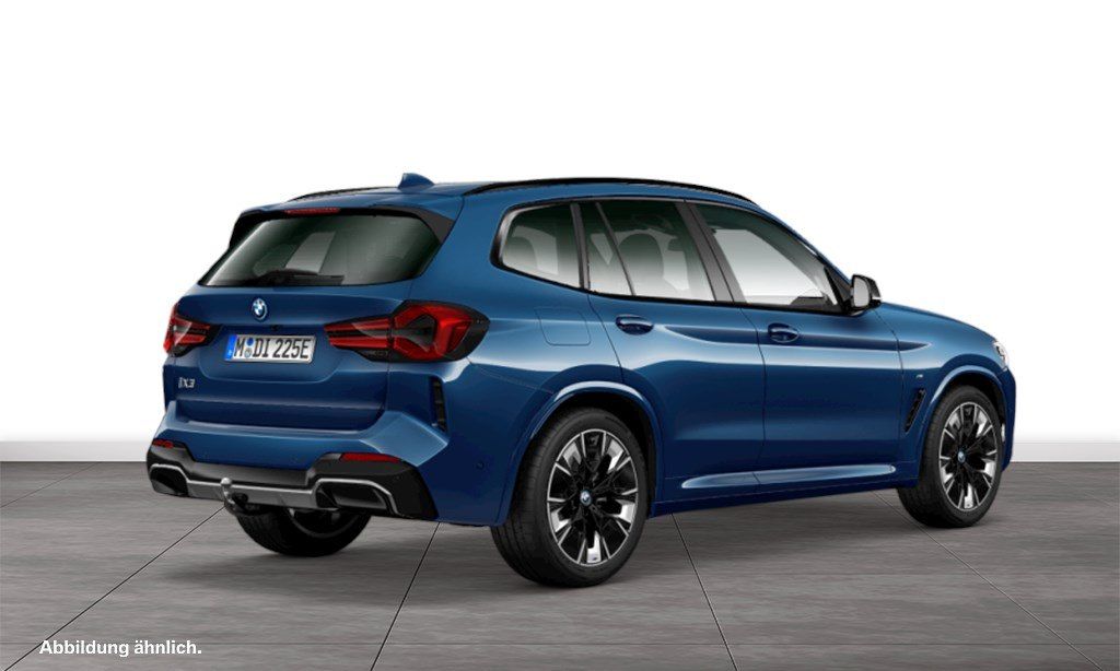 BMW iX3 2023