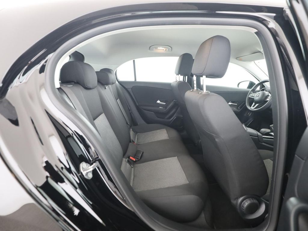 Mercedes-Benz A 250 2021