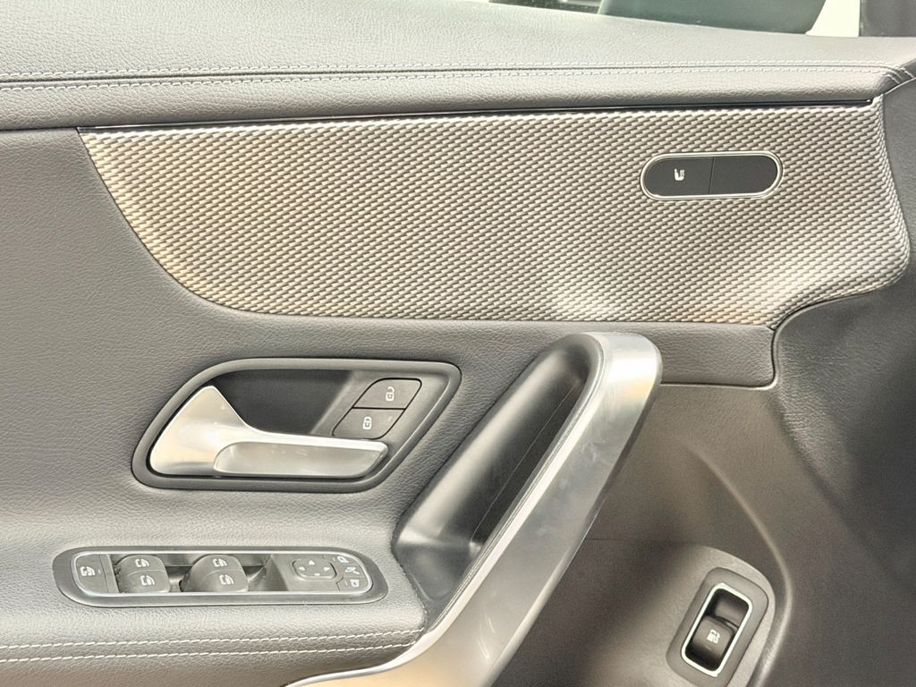 Mercedes-Benz CLA 250 2022