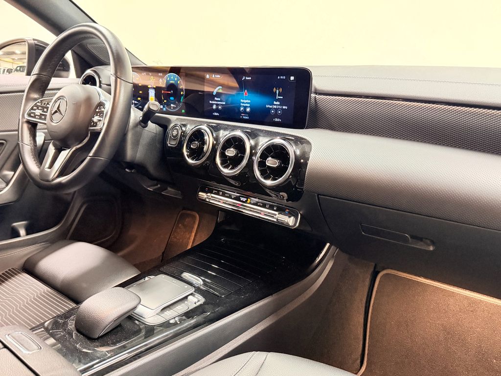 Mercedes-Benz CLA 250 2022