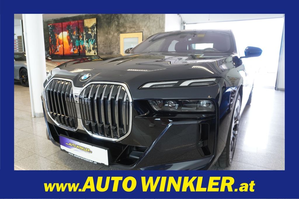 BMW 740 2024