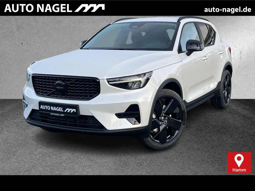 Volvo XC40 2025