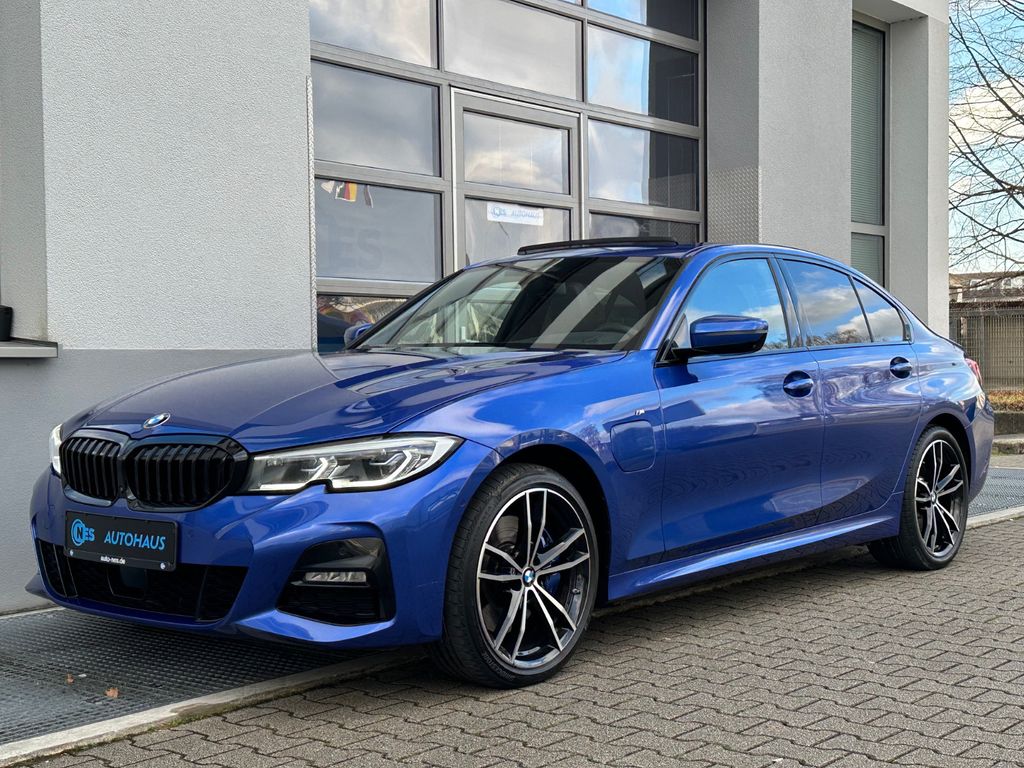 BMW 330 2021