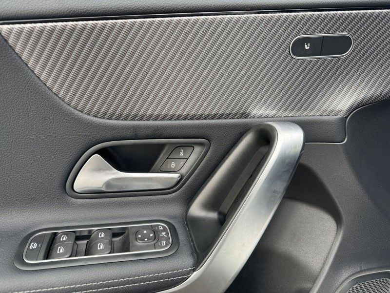 Mercedes-Benz A 200 2024