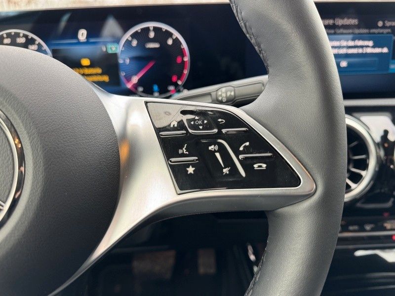 Mercedes-Benz A 200 2024