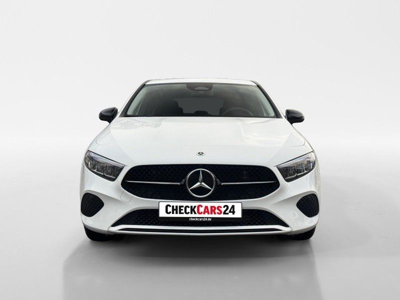 Mercedes-Benz A 200 2024