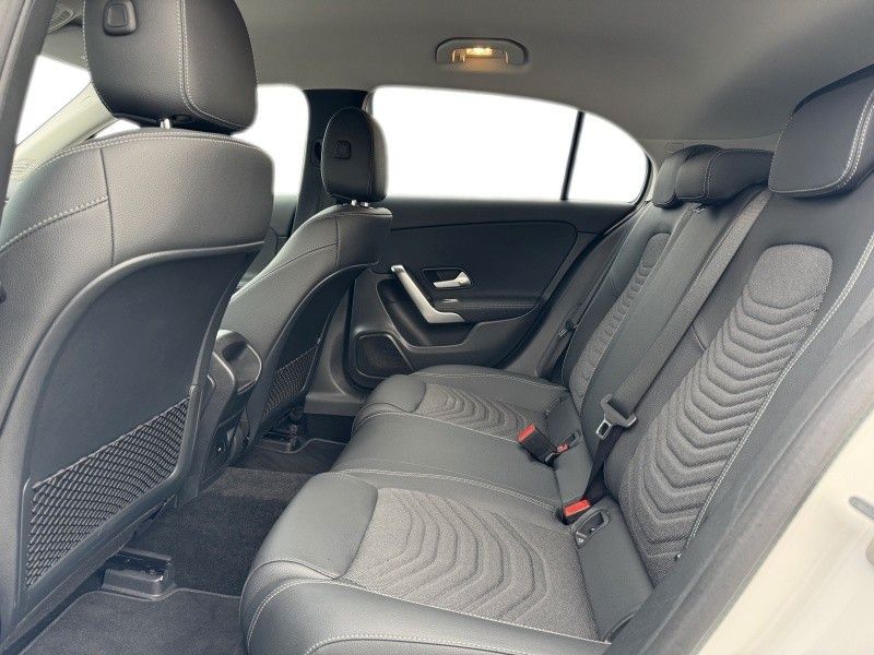 Mercedes-Benz A 200 2024