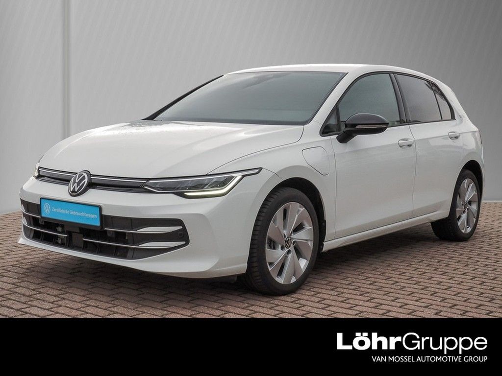 Volkswagen Golf 2025