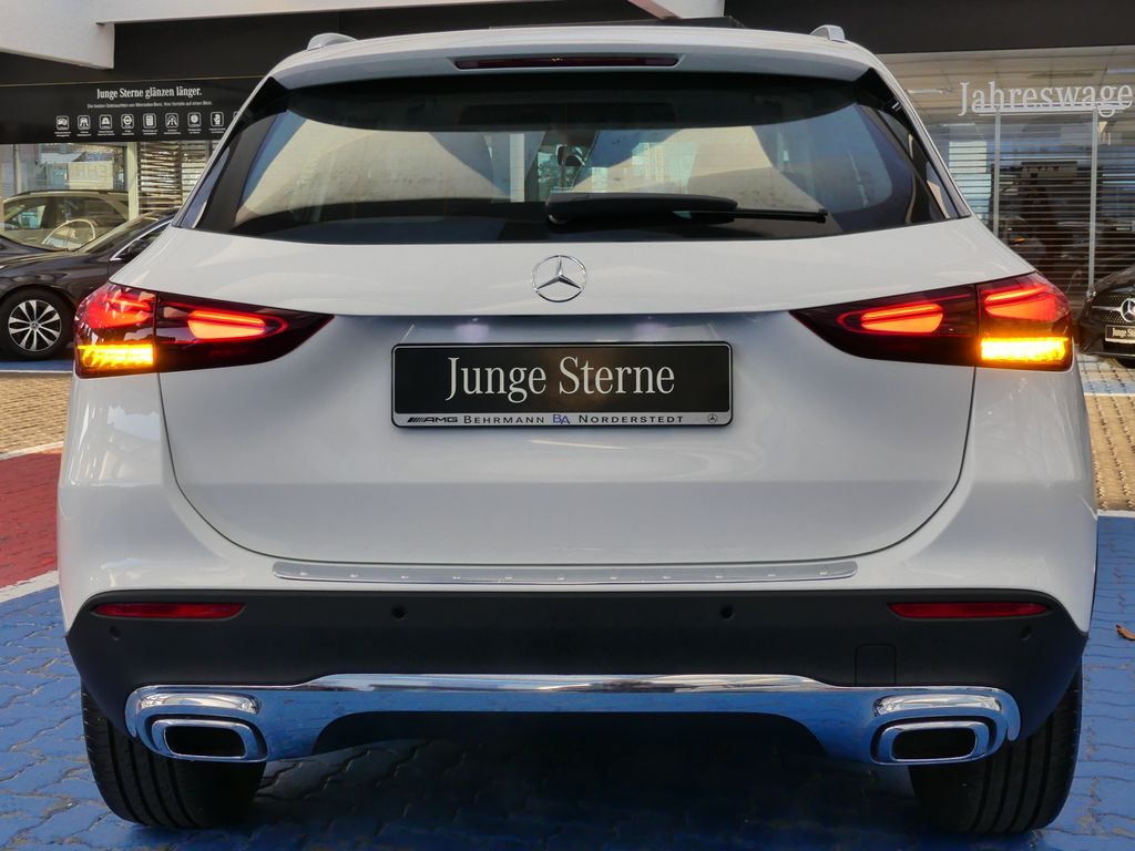 Mercedes-Benz GLA 180 2025