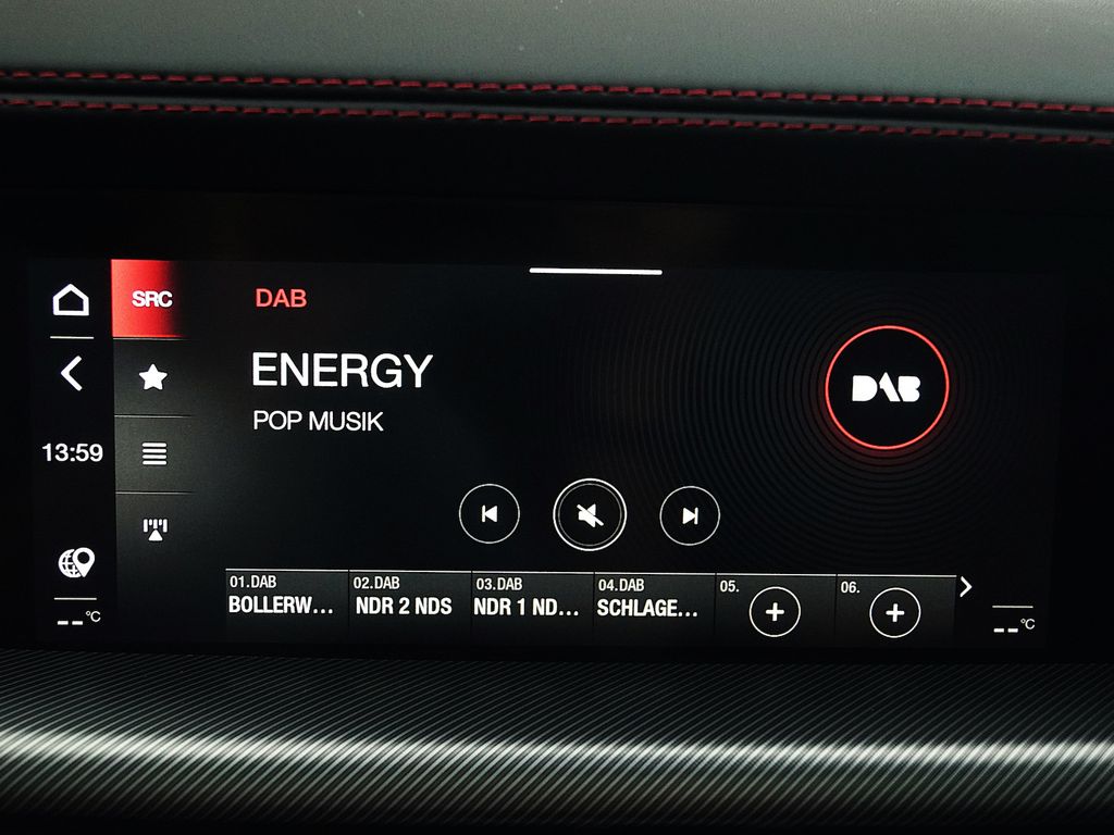 Alfa Romeo Stelvio 2023