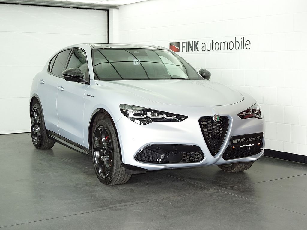 Alfa Romeo Stelvio 2023