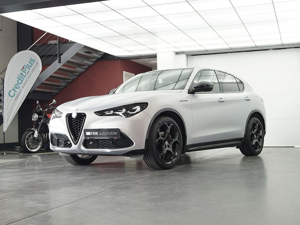 Alfa Romeo Stelvio 2023