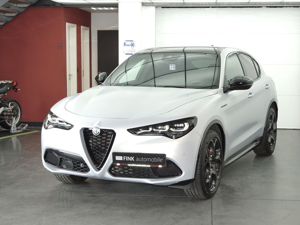 Alfa Romeo Stelvio 2023
