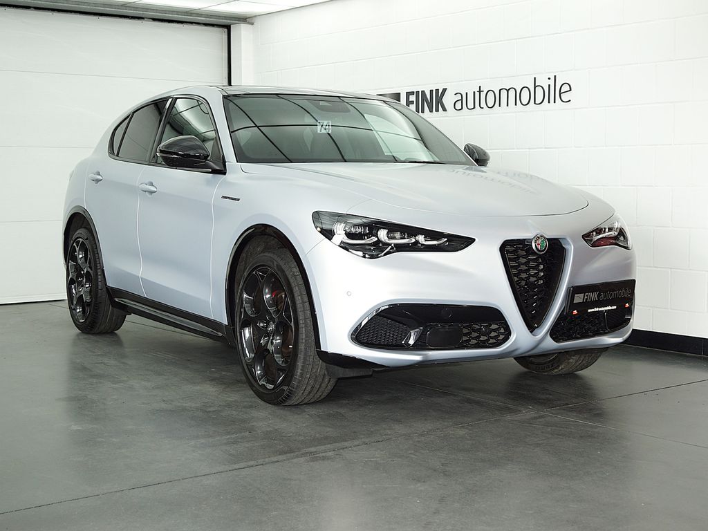 Alfa Romeo Stelvio 2023