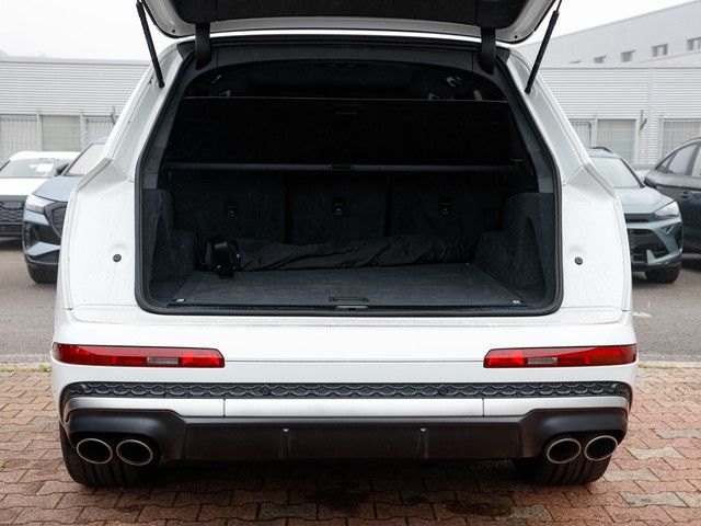 Audi SQ7 2025