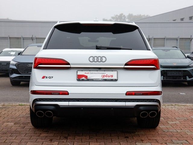 Audi SQ7 2025
