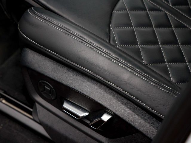 Audi SQ7 2025