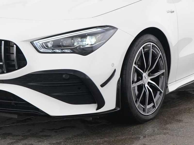 Mercedes-Benz CLA 35 AMG 2024