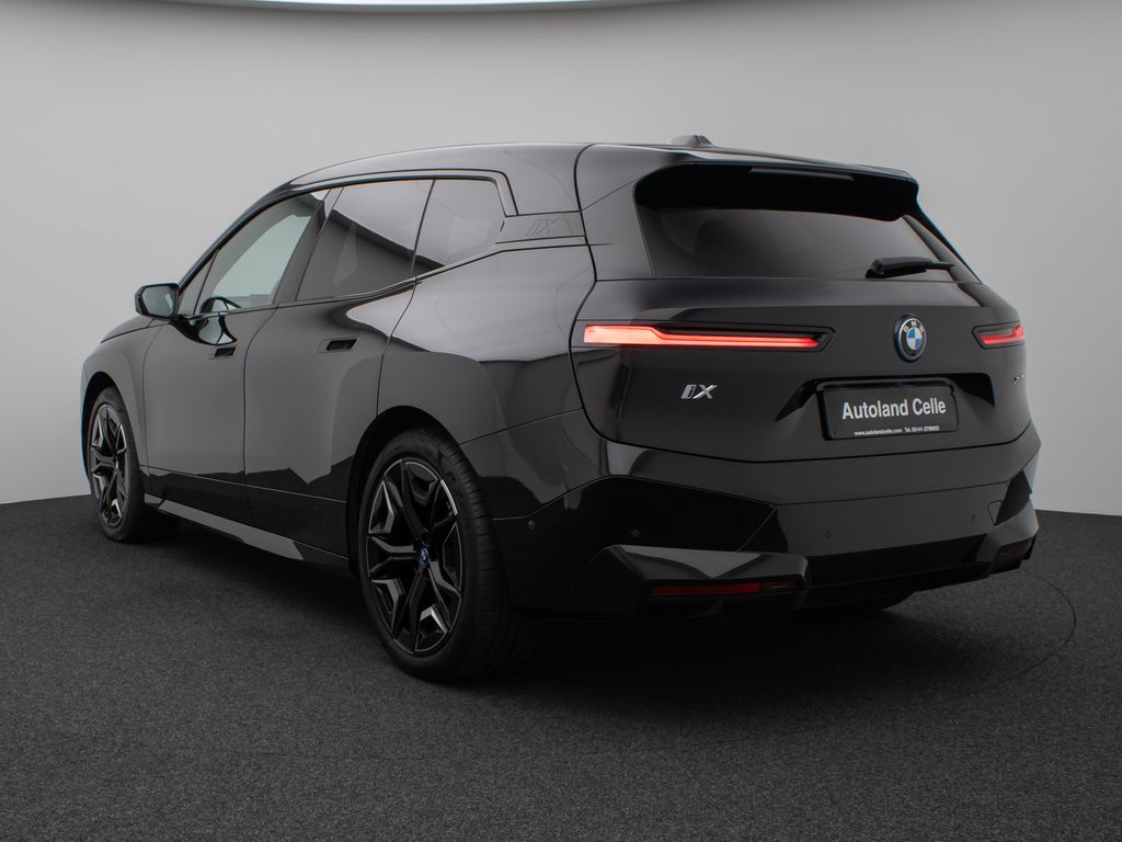 BMW iX 2023