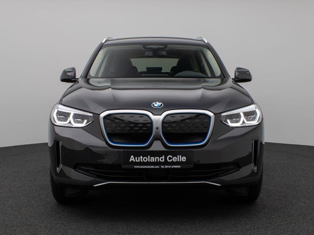 BMW iX3 2021