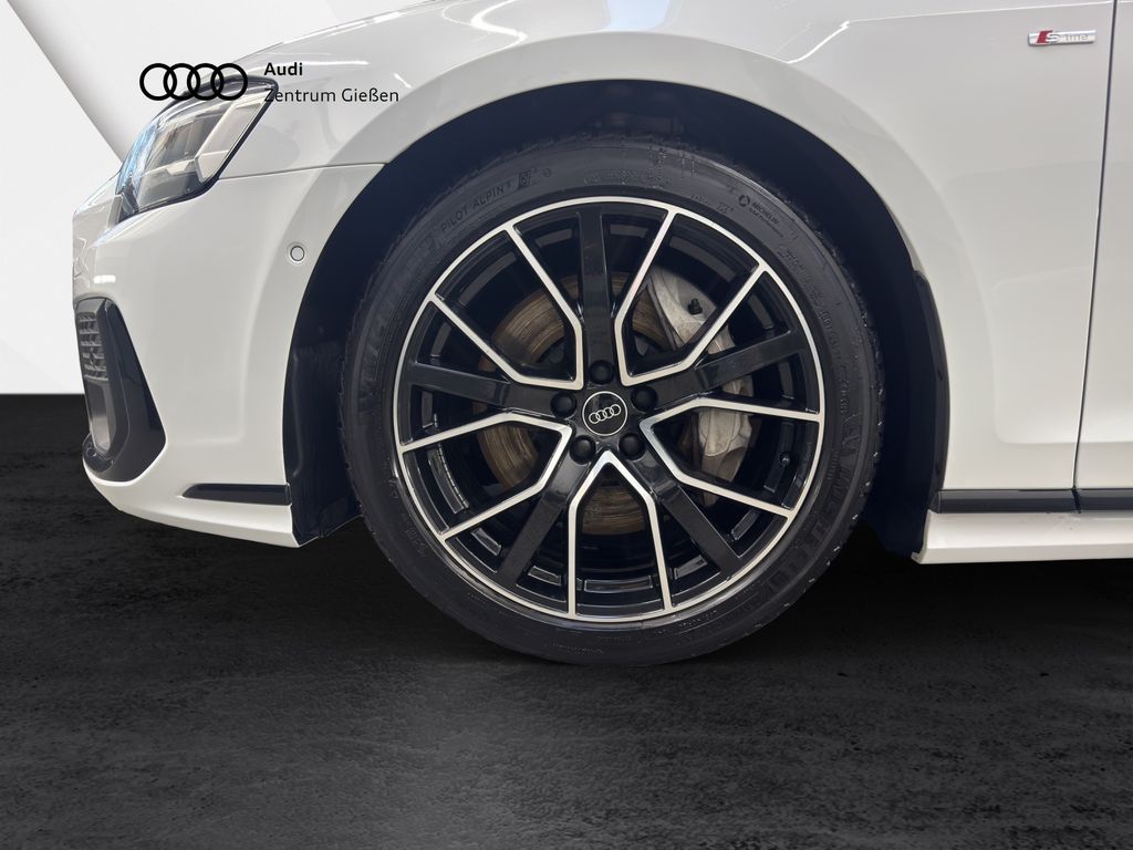 Audi A8 2022