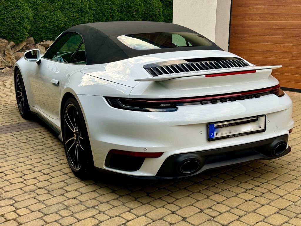 Porsche 992 2021