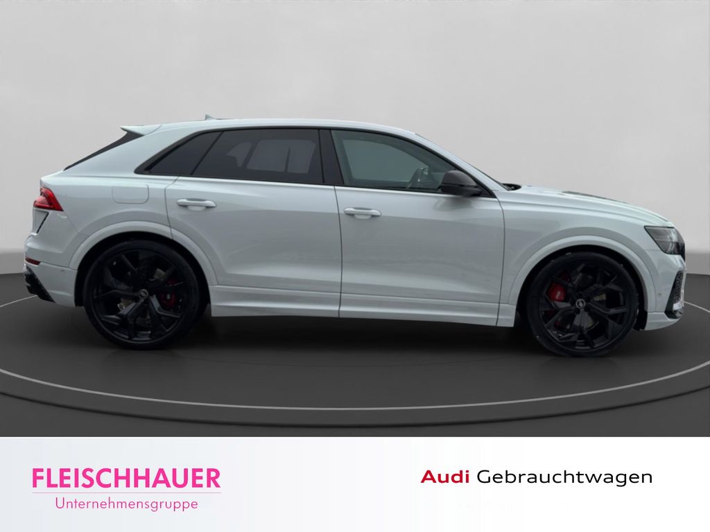 Audi RSQ8 2024