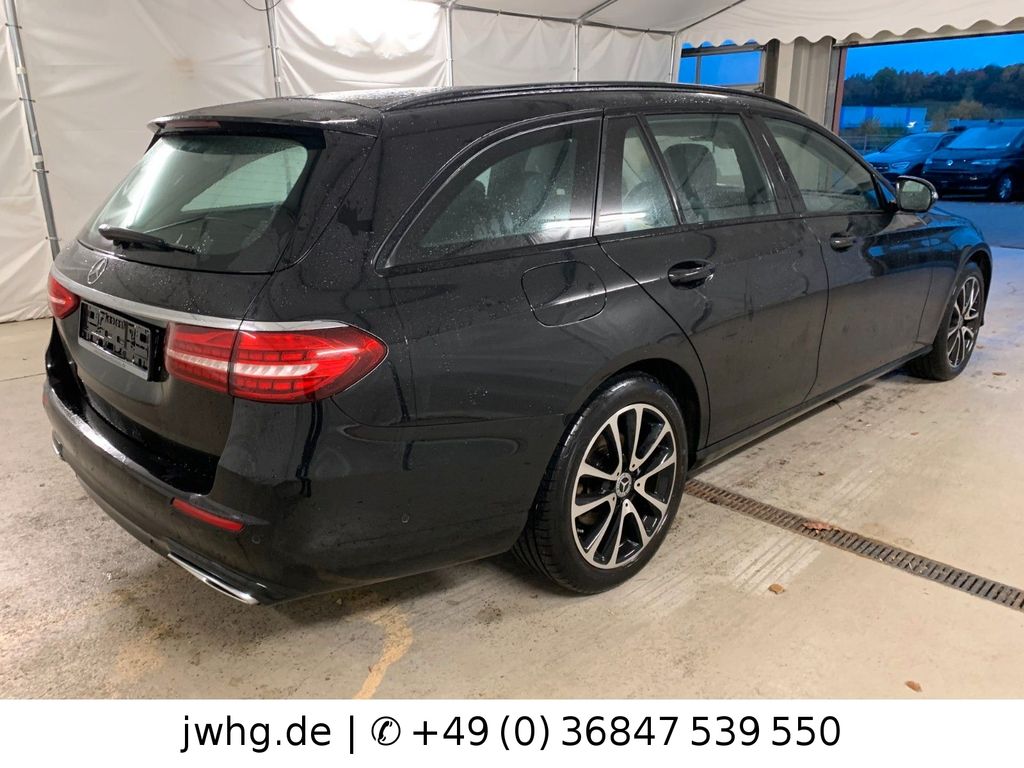 Mercedes-Benz E 220 2022