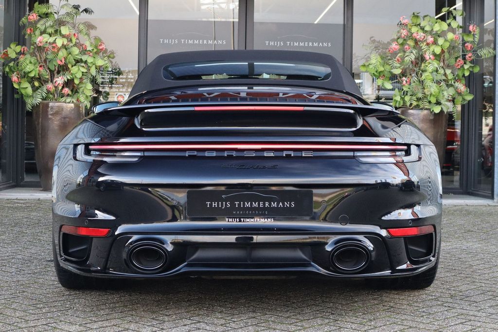 Porsche 992 2024
