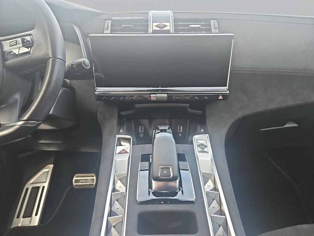 DS Automobiles DS7 (Crossback) 2023