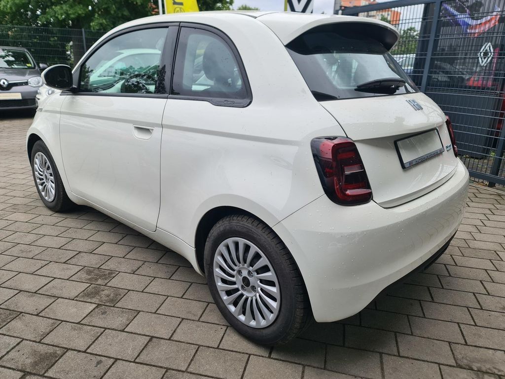 Fiat 500e 2023