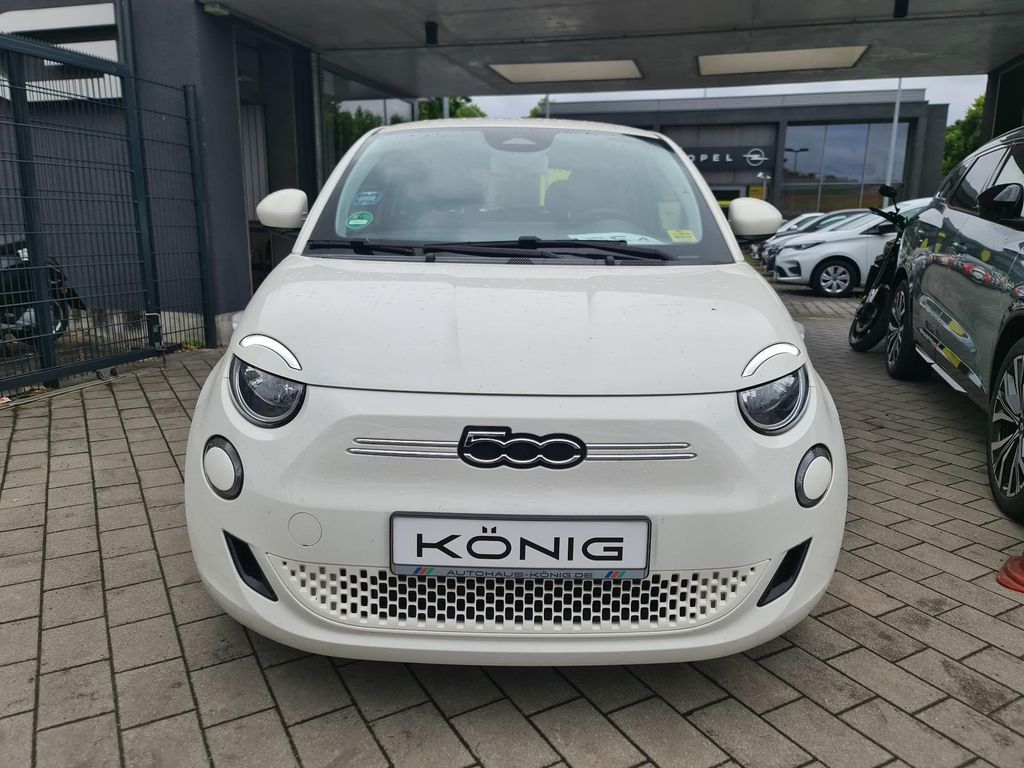 Fiat 500e 2023