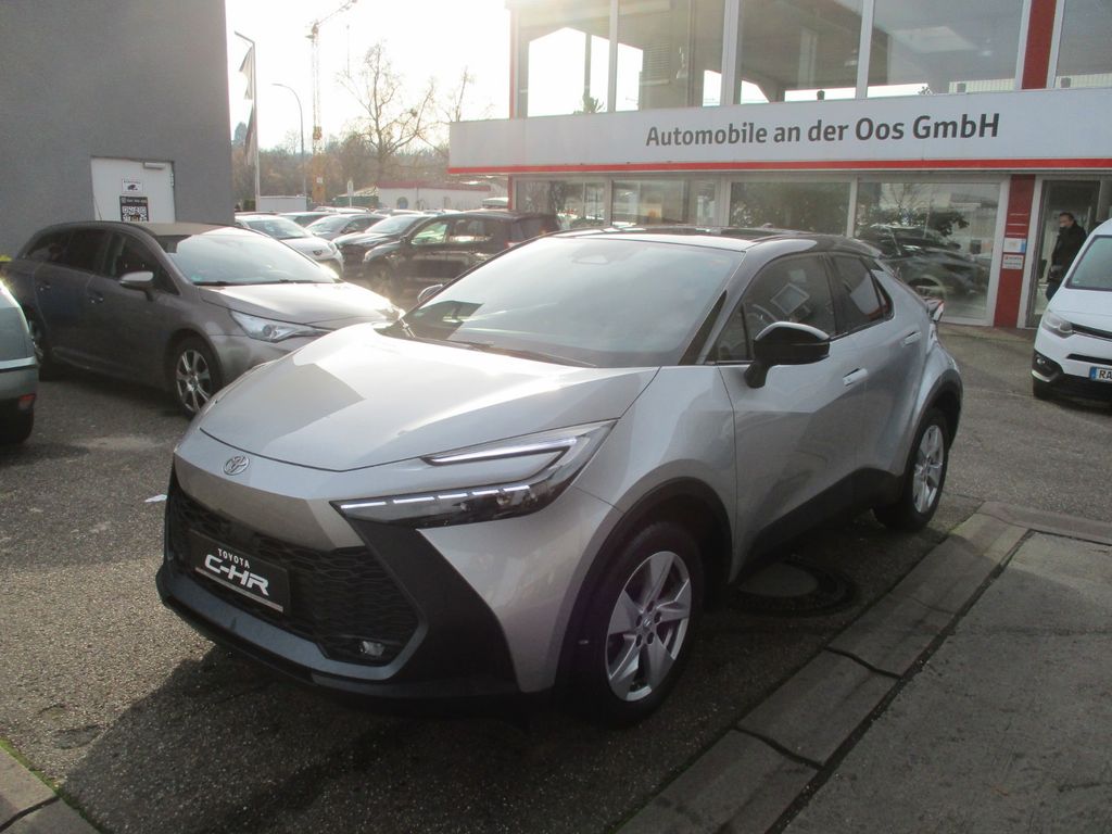 Toyota C-HR 2025