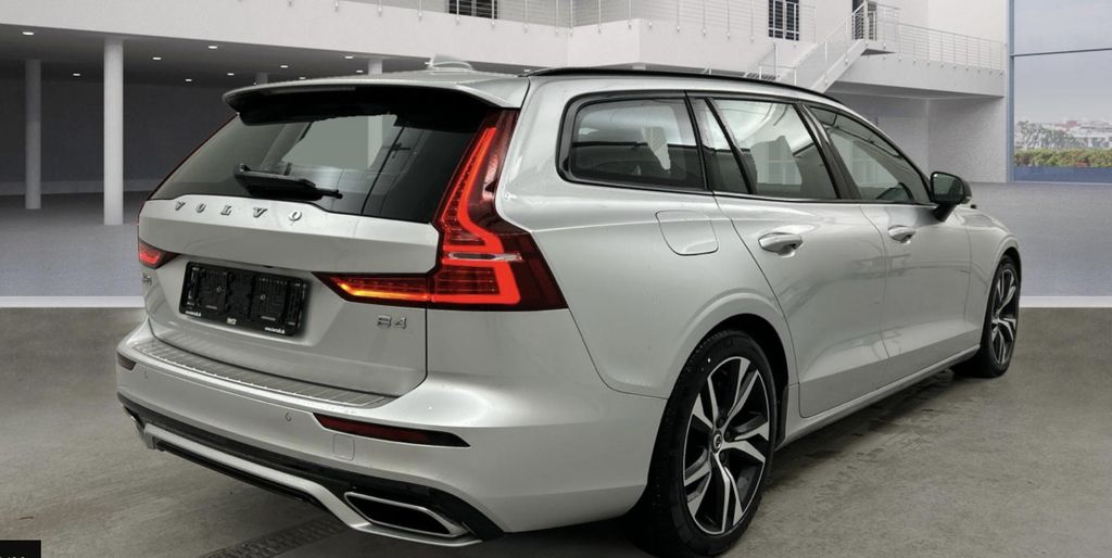 Volvo V60 2021