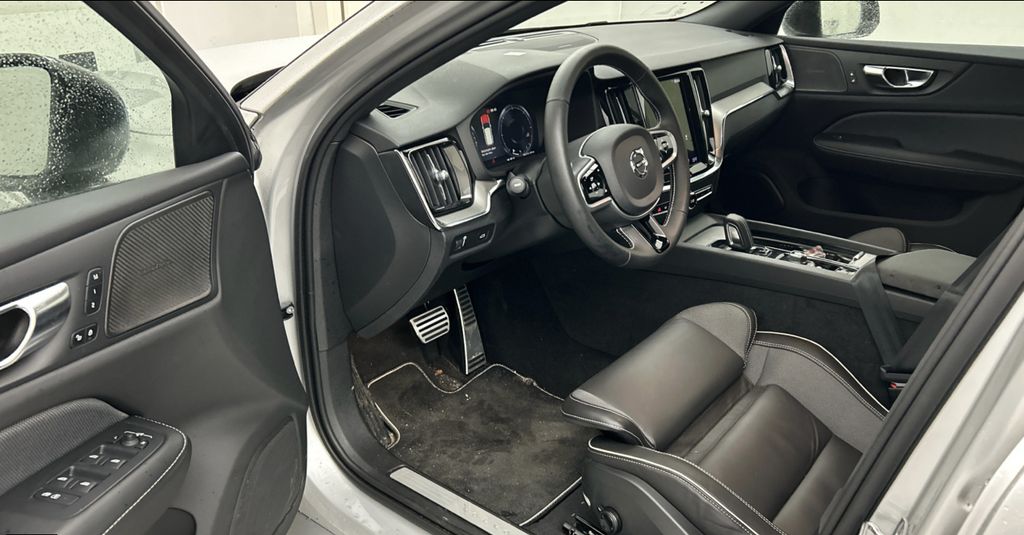 Volvo V60 2021