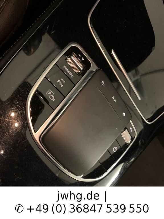 Mercedes-Benz E 300 2022