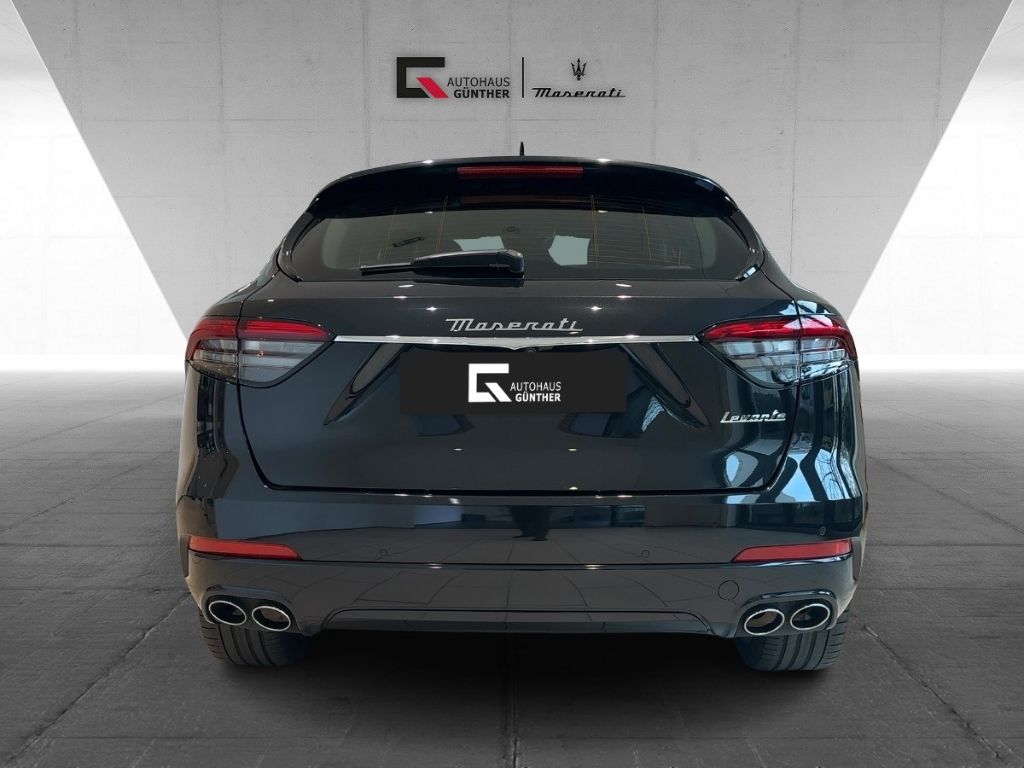 Maserati Levante 2022