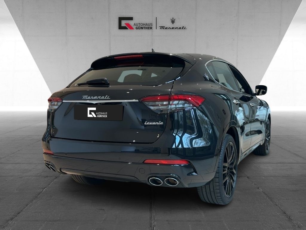 Maserati Levante 2022